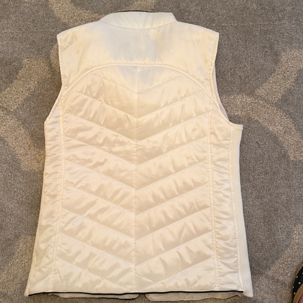NWT Rafaella Weekend Cream Quilted lightweight Vest PM Petite Medium Black Trim - Picture 8 of 8